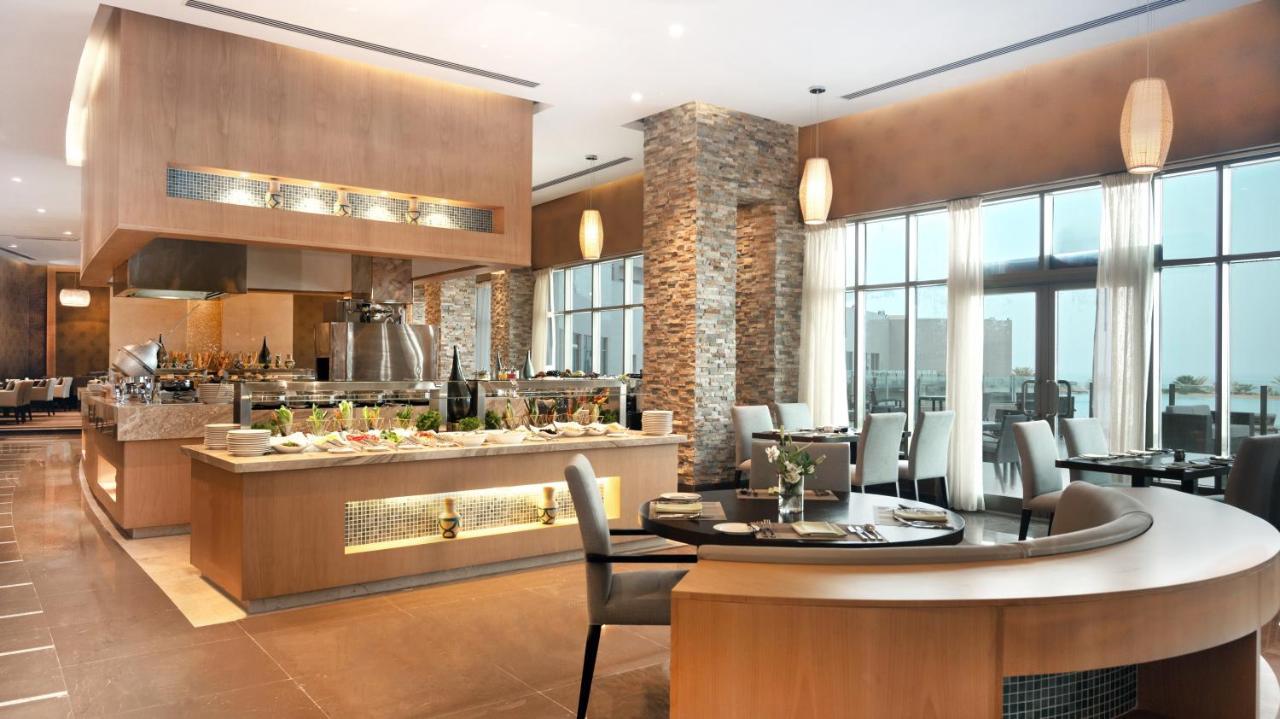 Grand Millennium Gizan Hotel Jizan Exterior photo The restaurant